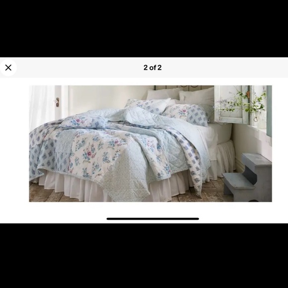 Simply Shabby Chic Patchwork Full/Queen Quilt and Throw Pillow - Picture 10 of 11